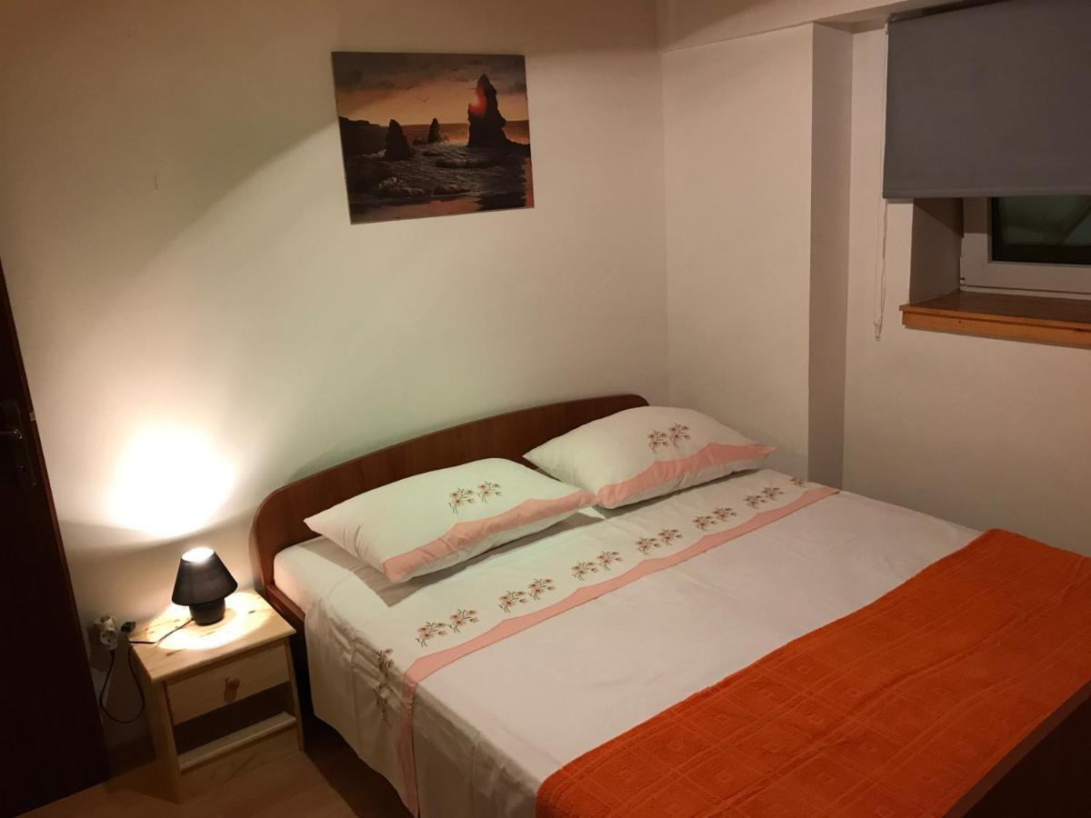 Apartamento Grdelin Omiš Exterior foto